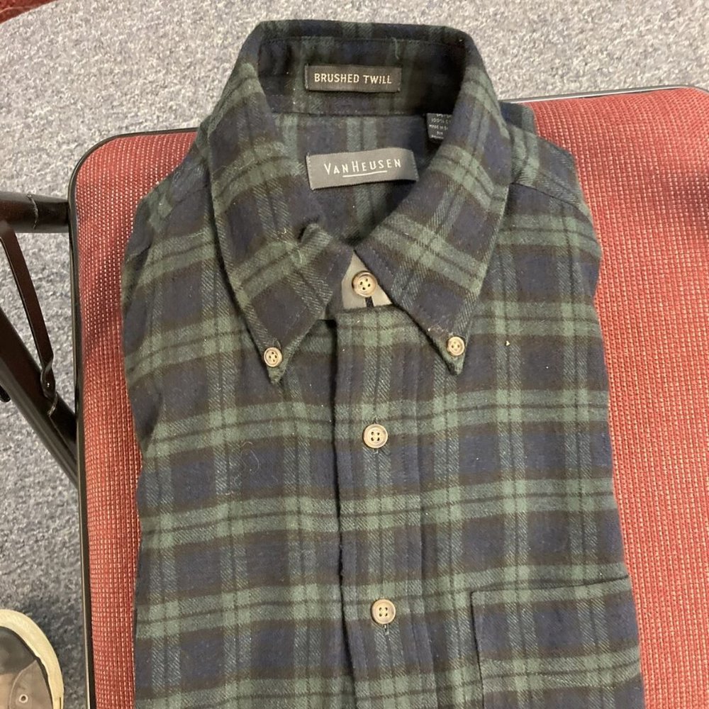 MEN’S SHIRT - Van Heusen - Blue/Green Plaid - NEW - Small